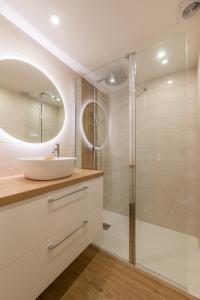 Magnifique 2P avec vue sur le port de Nice