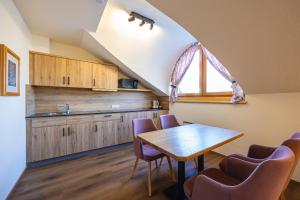 One-Bedroom Apartment room in Hotel Neue Post