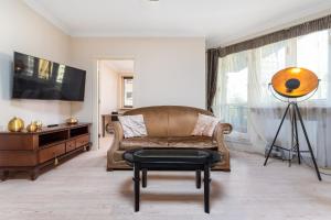 Pejzażowa 2 by Homeprime