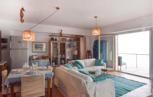 Amazing Apartment In Scilla With Wifi