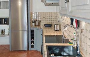 Amazing Home In St Martin De Castillon