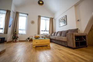 Apartmani RAZVIGORA - DivčiNova