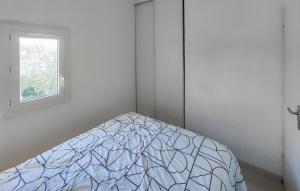 Maisons de vacances Beautiful Home In Vic-La-Gardiole : photos des chambres