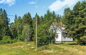 3 Bedroom Nice Home In Knäred