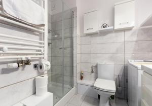 Wrzeszcz Modern Studio by BookingHost