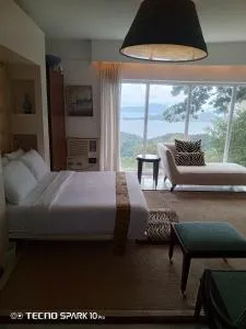 Dondi's Way - a private vacation home in the heart of Tagaytay City - Tabla