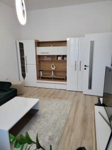 MYONNA Style Bucharest