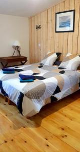 Maisons de vacances L-Ancre du Bessin - Proximite Bayeux et plages du debarquement - D-DAY - Spa en option - Accessible PMR : photos des chambres