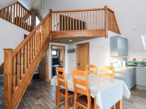 Valley View Hideaway