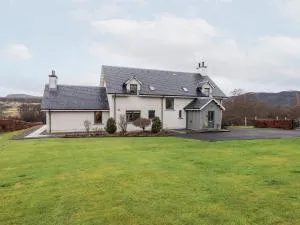 Moy Bridge Croft - Auchterneed