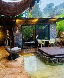 מעיין הגלבוע - Moledet