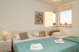 Marea 3 apartment next to the beach 
