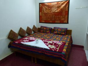 Gajanand Guest House