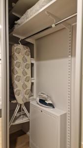 Riverside apartment with french balcony