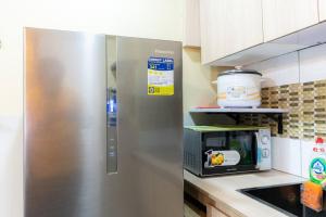 A2J BGC Luxury 2BR Loft Near High Street, Airport