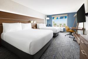 Standard Room room in Holiday Inn Express Las Vegas South an IHG Hotel