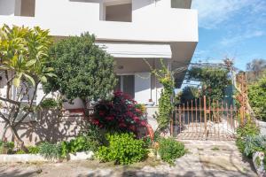 4 Seasons Ideal House