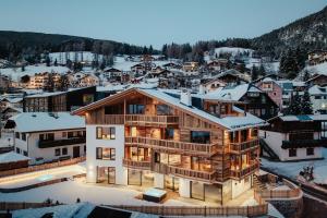 Luxury Chalet Milé