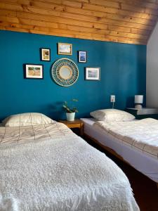 Cosy mountain home by the pond