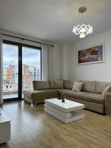 Fly Apartment