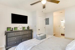 Riverfront Columbia Condo 4 Mi to USC!