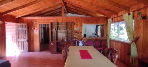 Hermosa casa, full naturaleza a minutos de Villarrica