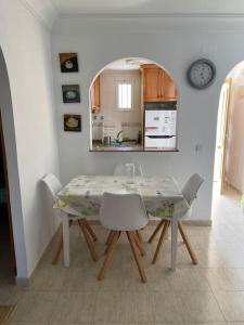 Nice accommodation with pool and side sea view