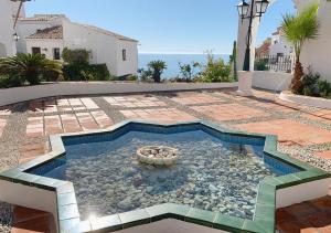 Stunning Duplex in Capistrano Playa, Nerja