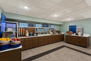 Holiday Inn Express Branson- Green Mountain Drive by IHG