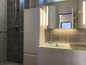 Appartements Residence Casino - Charmant T3 en plein coeur de la station balneaire du Val-Andre. MAE-6444 : photos des chambres