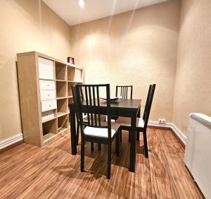 135B3 Coquetos Aptos en Gijón by R2R Consulting