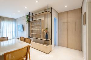 Apto 2Q moderno prox.da praia STL0702