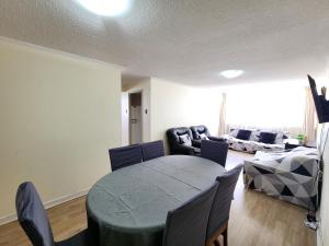 Amplio Familiar y Cómodo Dpto. Cercano a la Playa