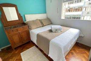 Ao Lado do Metrô a 11 minutos da Praia SF228-301