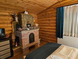 Cabana Alesia, relaxare la poalele Raraului