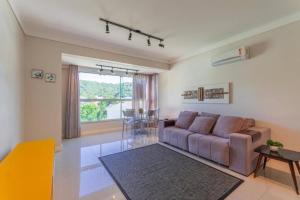 Cantinho acolhedor a poucos passos da Praia Brava