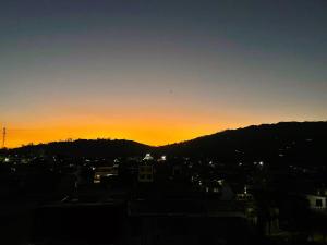 Tu Refugio Perfecto en el Eje Cafetero, Tranquilidad y Comodidad en Santa Rosa de Cabal, Estrategicamente Cerca de Pereira, Armenia y Manizales