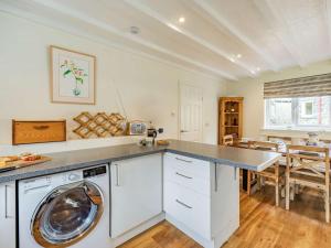 3 Bed in Portinscale SZ335