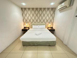 Hotel Twelve at 12 Kuantan Centre