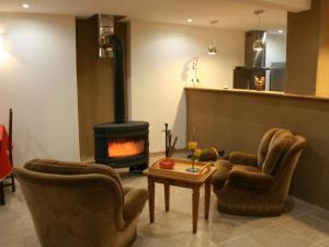 B&B / Chambres d'hotes Guestroom Le Clerjus, 1 piece, 2 personnes - FR-1-589-528 : photos des chambres