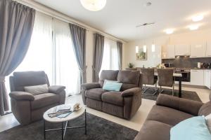 Family friendly house with a swimming pool Vinisce, Trogir - 22073