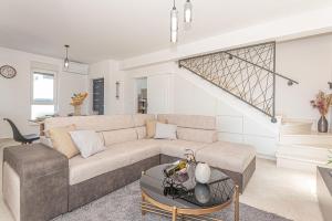 Holiday house with a swimming pool Vodice - 21991