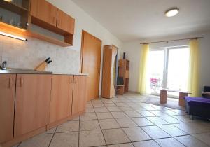 Apartments with parking space Kremenici, Krk - 22269