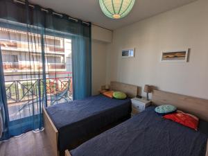 Arcachon - Ville dAutomne: Agréable T3 pour 4 avec Balcon, Parking et Proche Plage - FR-1-420-30