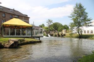 Hotels Logis Moulin Des Forges : photos des chambres