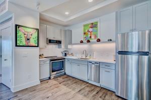 The Hive Adjacent 3rd Floor, 301 King & 302 Balcony