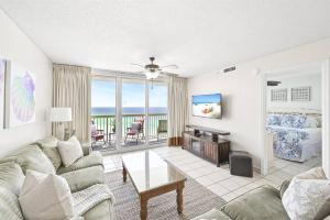 Pelican Beach 1814 Ocean Escape