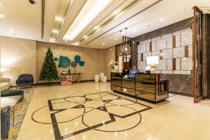 Luxury Condo at Venice Mall near Airport, BGC & Makati