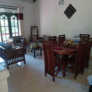 Zuni`s Home Stay