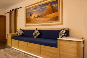 Luxury 3BR in the heart of Mohandseen - Каир